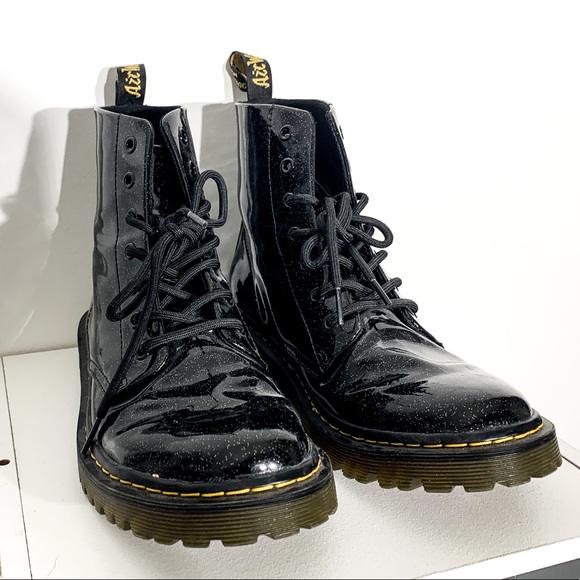 Dr. Martens Shoes - Dr Marten Luana